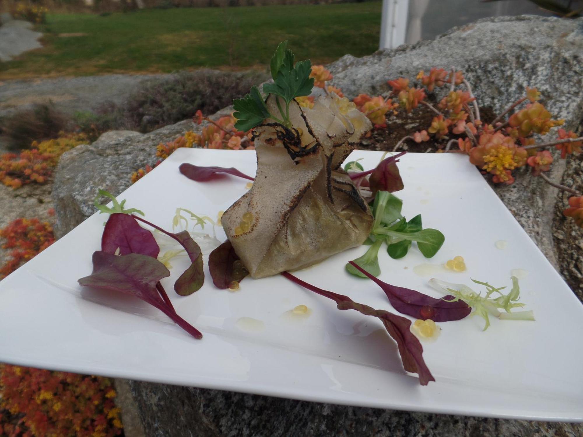 Logis Hotel Restaurant Le Commerce Guichen Bagian luar foto